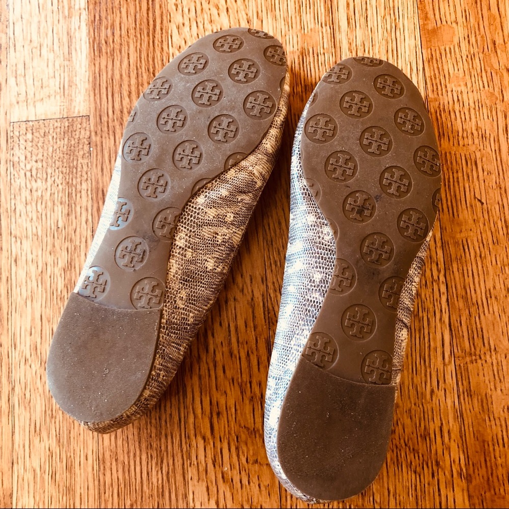🛍SOLD🛍 TORY BURCH SNAKE SKIN REVA FLATS - Picture 4 of 5
